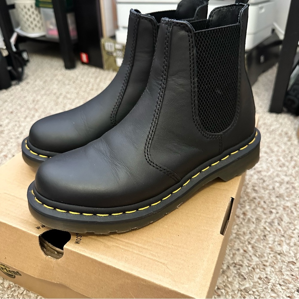 2976 Black Chelsea Dr. Marten Boots